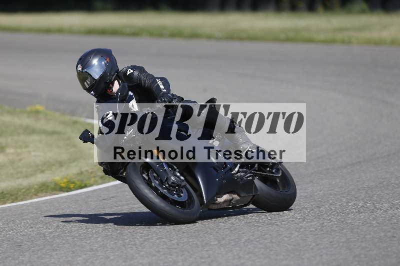 /21 17.06.2026  Ducati Schweiz Track Warmup ADR/Gruppe blau/42